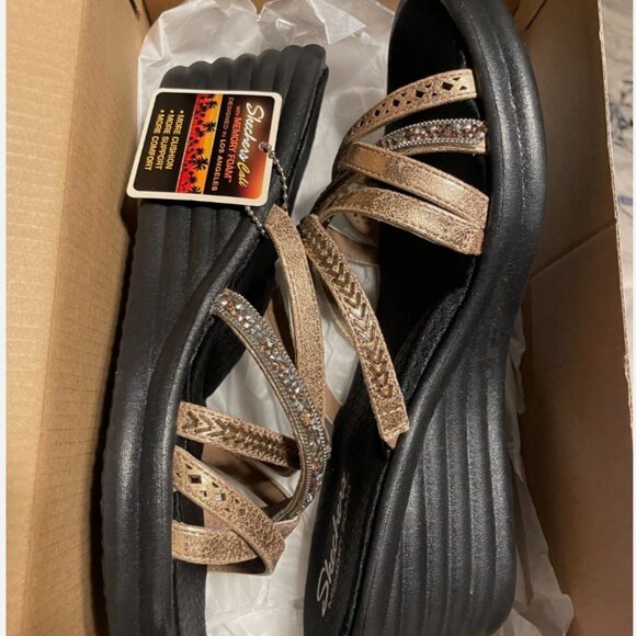 Skechers Cali Memory Foam Rumble Wave New Lassie Rose Gold Wedge Sandal Size 10 - Picture 3 of 5
